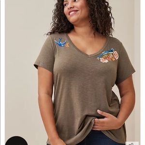 Torrid Size 2 embroidered sparrow olive green shirt